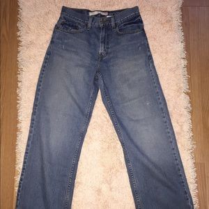 27’ 27’ Boys high waisted Levi’s